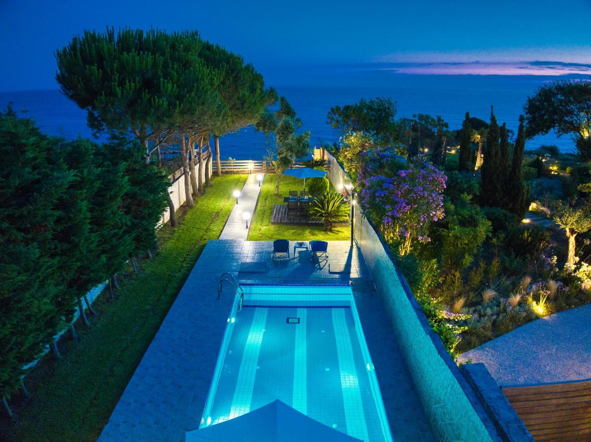 Villa Angela Ágios Matthaíos 外观 照片