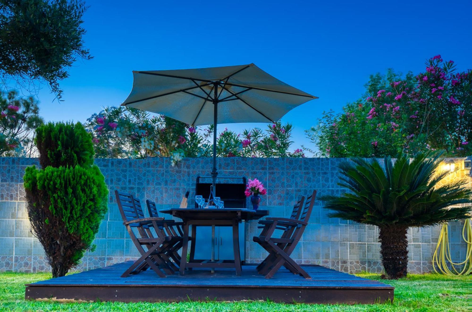Villa Angela Ágios Matthaíos 外观 照片